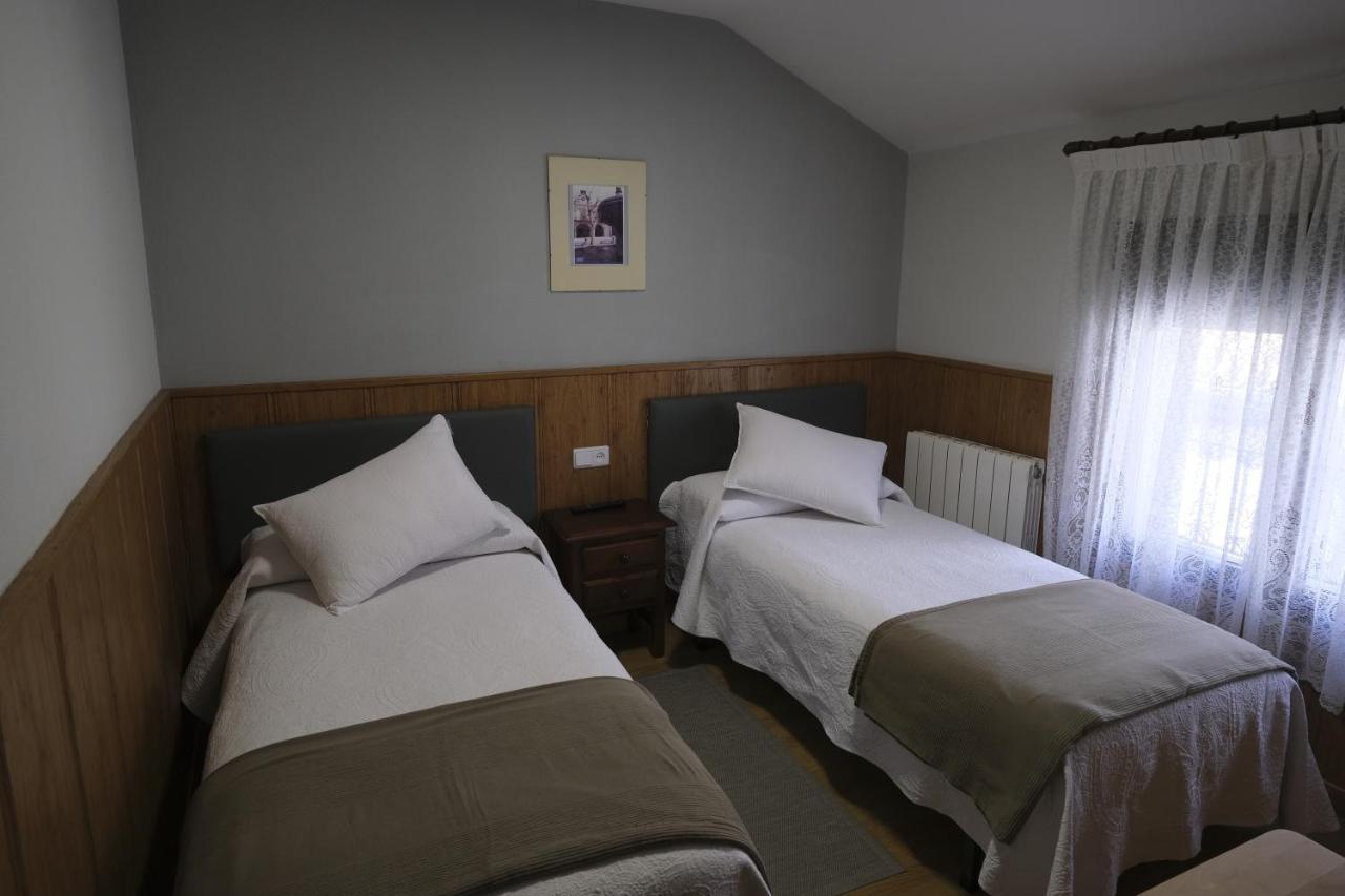 Hostal Restaurante Goya Пиедраита Екстериор снимка